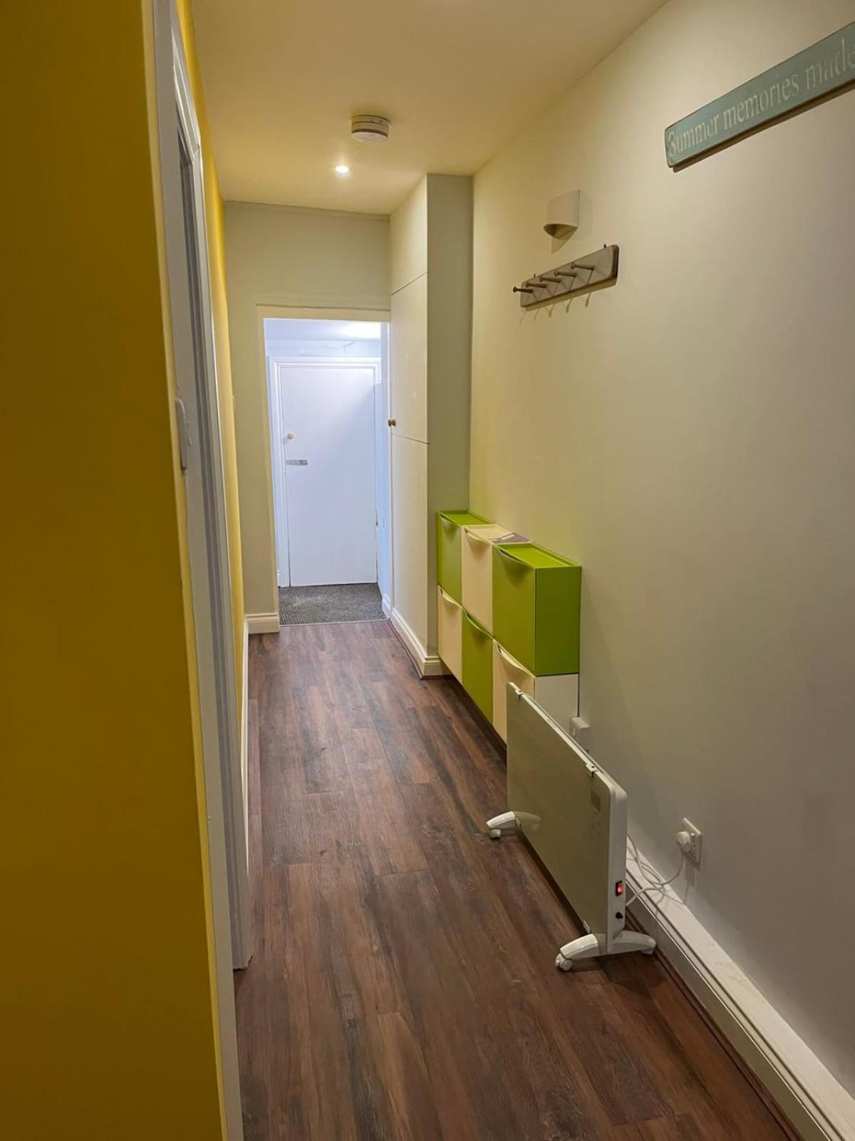 Вилла Seaside Hideaway - Free Onstreet Parking Скарборо Экстерьер фото
